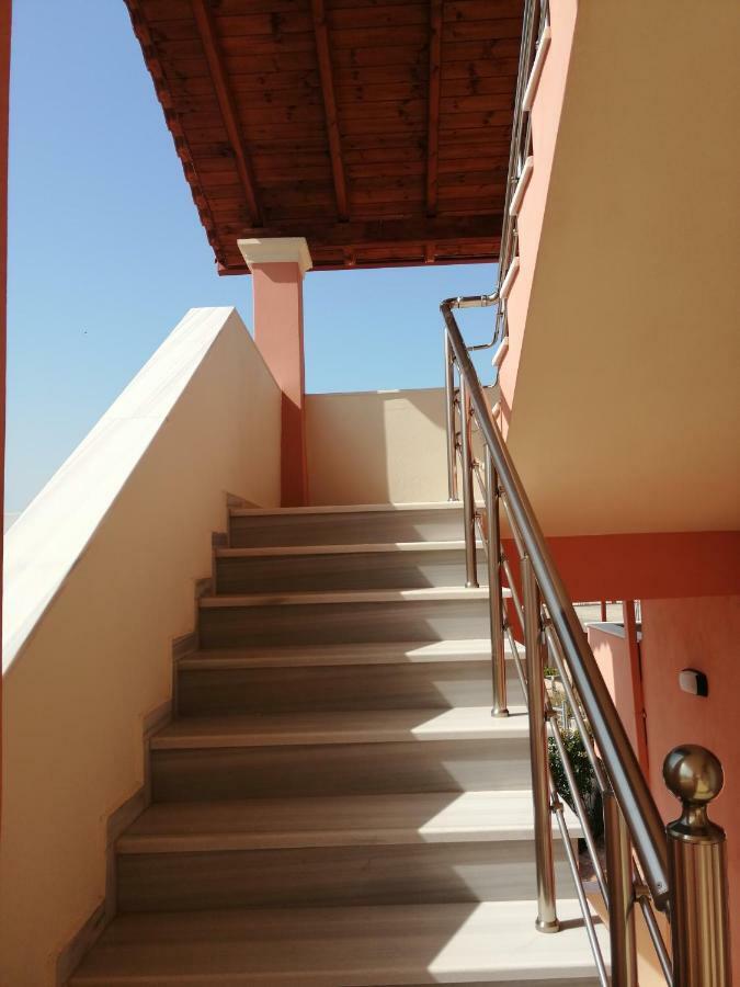 Helen'S House Ksamil Exterior foto